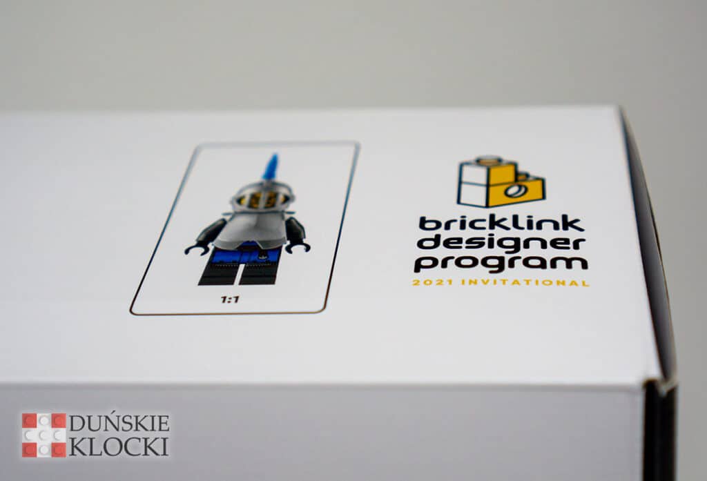 pudełko z logo Bricklink Designer Program
