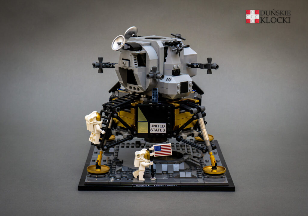 Zestaw LEGO 10266 Lądownik księżycowy