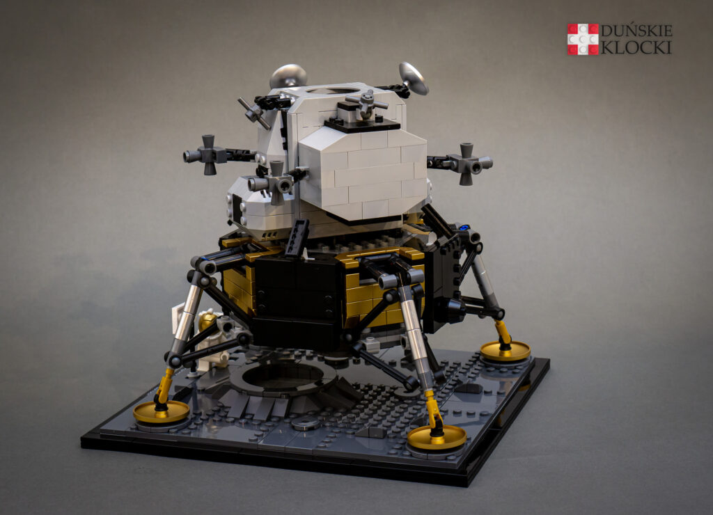 Zestaw LEGO 10266 Lądownik księżycowy